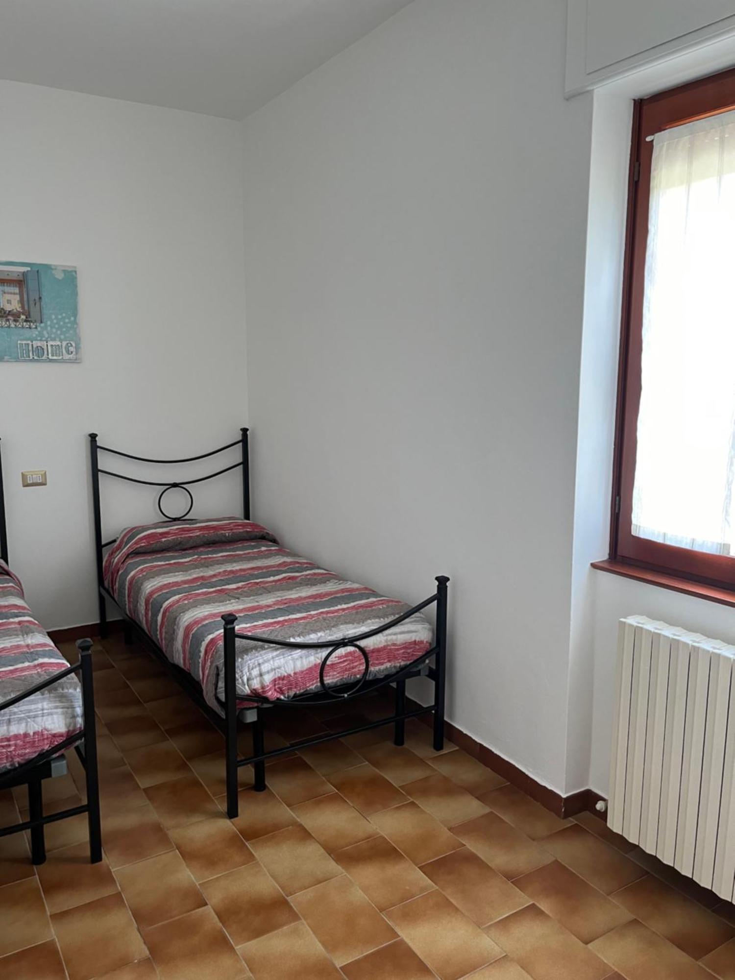 ベッラージョCasa Del Faggio Rossoアパートメント エクステリア 写真