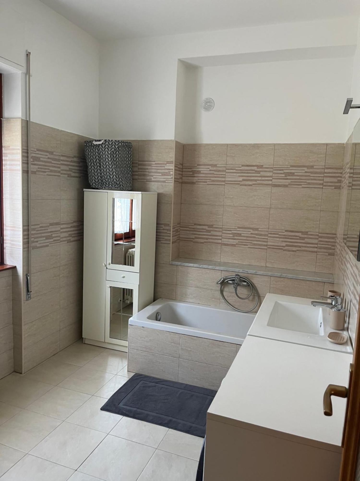 ベッラージョCasa Del Faggio Rossoアパートメント エクステリア 写真